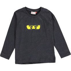Koszulka "Thomas 611" w kolorze antracytowym. Szare t-shirty dla chłopców marki LEGO Wear, z długim rękawem. W wyprzedaży za 49.95 zł.