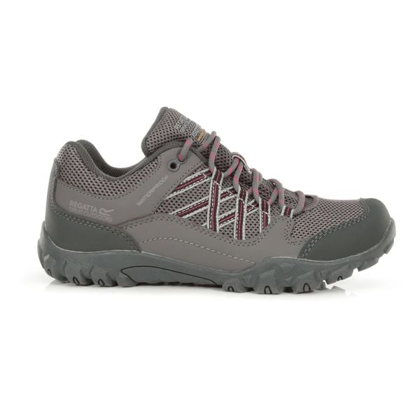 Buty trekkingowe damskie Lady Edgepoint III Regatta. Szare obuwie sportowe damskie Regatta, trekkingowe. Za 265.00 zł.