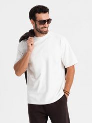 Męski bawełniany t-shirt LOOSE FIT z okrągłym dekoltem – kremowy V2 - Rozmiar: XL. Białe t-shirty męskie Ombre Clothing, l, bez wzorów, z bawełny, casualowe, bez kołnierzyka. Za 129.99 zł.