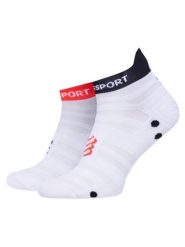 Compressport Skarpety krótkie Pro Racing Socks v4.0 Ultralight Run Low XU00051B Biały. Białe skarpety męskie Compressport, bez wzorów, z nylonu. Za 49.99 zł.