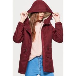 Parka z kapturem - Bordowy. Czerwone parki damskie Cropp. Za 249.99 zł.