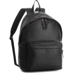 Plecak EASTPAK - Padded Pak'r EK620 Black Ink Leather 64O. Czarne plecaki damskie Eastpak, z materiału. Za 759.00 zł.