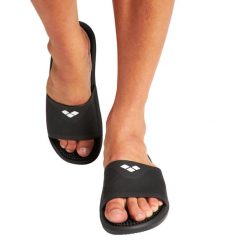 Buty do stepowania Arena Marco. Czarne klapki damskie Arena, bez wzorów, sportowe, bez obcasa. Za 119.99 zł.