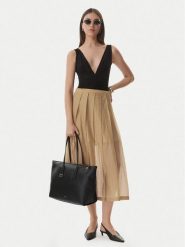 Furla Torebka Olivia L WB01940 HSF000 CN O6000 Czarny. Czarne torebki do ręki damskie Furla, bez wzorów, ze skóry, bez dodatków. Za 1,649.00 zł.