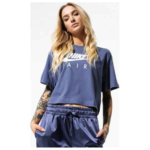 Nike Koszulka Ss W Nsw Air Top Ss , fioletowy, rozmiar M. Fioletowe koszulki sportowe damskie Nike, m, bez wzorów, z materiału, bez kołnierzyka, bez ramiączek, climacool (adidas). Za 139.99 zł.