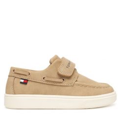 Półbuty Tommy Hilfiger. Brązowe półbuty chłopięce Tommy Hilfiger, bez wzorów, bez zapięcia. Za 269.99 zł.