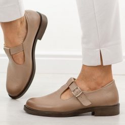 Cappucciono skórzane Polskie półbuty damskie Deoni D658. Półbuty damskie Deoni, na jesień, bez wzorów, z jeansu, biznesowe, z okrągłym noskiem, bez obcasa, na płaskiej podeszwie, bez zapięcia. Za 429.00 zł.