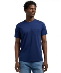 MESKA KOSZULKA LEE POCKET TEE TRUE NAVY 112370423. Niebieskie koszule męskie Lee, m, bez wzorów, bez kołnierzyka, bez ramiączek. Za 79.99 zł.