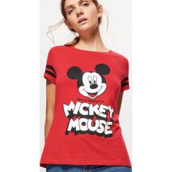 Koszulka z nadrukiem MICKEY MOUSE - Czerwony. T-shirty damskie marki Cropp. Za 39.99 zł.
