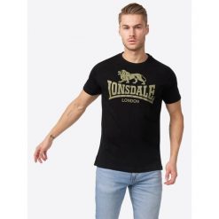 T-shirt o klasycznym kroju Lonsdale Logo. Brązowe koszulki sportowe męskie Lonsdale, bez wzorów, klasyczne, bez kołnierzyka. Za 149.50 zł.