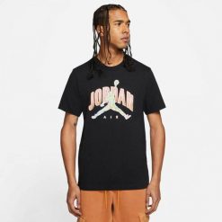 Koszulka męska Air Jordan Air T-shirt czarna - CZ8383-010. Czarne koszulki sportowe męskie Jordan, m, bez wzorów, sportowe, bez kołnierzyka. Za 228.85 zł.
