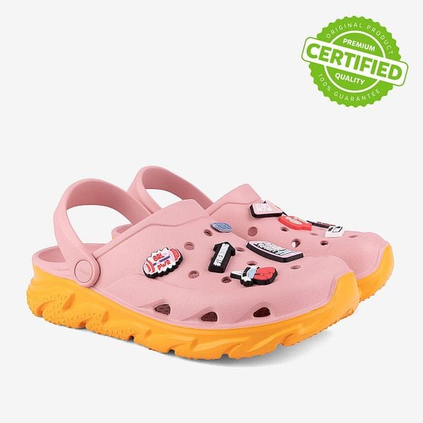 Damskie klapki Coqui różowe rozmiar 36. Brązowe klapki damskie Coqui, bez wzorów, klasyczne, bez obcasa. Za 138.99 zł.