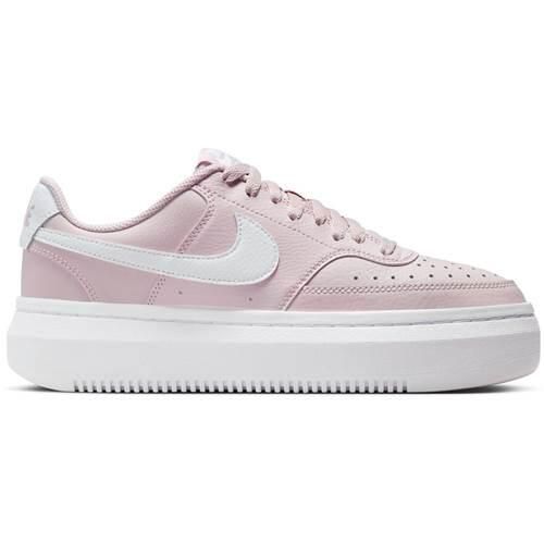 Buty do chodzenia damskie Nike Court Vision Alta Ltr. Białe obuwie sportowe damskie Nike, bez wzorów, z materiału, trekkingowe, nike court. Za 602.00 zł.