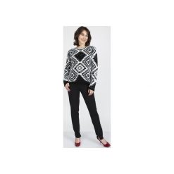 Sweter w etniczne wzory, SWE101 czarny/biały MKM. Swetry damskie marki Mkm swetry. Za 138.00 zł.