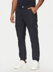 Guess Spodnie materiałowe M5RB54 WGXY1 Granatowy Slim Fit. Niebieskie spodnie materiałowe męskie Guess, m, z aplikacjami, z bawełny. Za 319.99 zł.