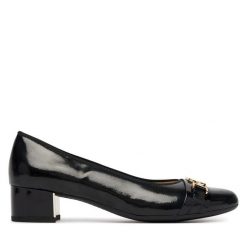 Czółenka Ara. Czarne czółenka damskie Ara, bez wzorów, bez obcasa, bez zapięcia. Za 589.99 zł.