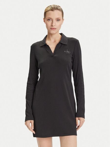 Calvin Klein Jeans Sukienka codzienna Monologo LV047D214G Czarny Slim Fit. Czarne sukienki damskie Calvin Klein Jeans, na co dzień, s, bez wzorów, z bawełny, bez kołnierzyka, bez ramiączek, proste. Za 259.99 zł.