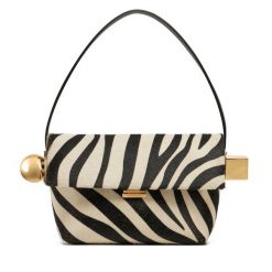 Torebka JACQUEMUS. Białe torebki do ręki damskie JACQUEMUS, bez wzorów, klasyczne, bez dodatków. Za 5,399.00 zł.
