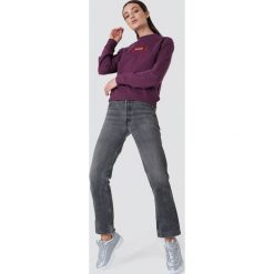 NA-KD Bluza z logo NA-KD - Red. Bluzy damskie marki NA-KD. W wyprzedaży za 56.50 zł.
