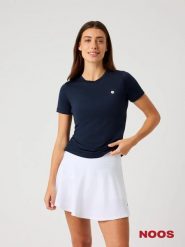 Bjorn_borg ACE SLIM T-SHIRT z recyklingowanego poliestru — krój slim. Niebieskie t-shirty damskie Björn Borg, xl, bez wzorów, sportowe, bez kołnierzyka. Za 194.00 zł.