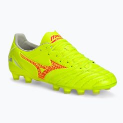 Buty piłkarskie Mizuno Morelia Neo IV Pro MD. Żółte buty sportowe męskie Mizuno, ze skóry, bez zapięcia, do piłki nożnej. Za 399.99 zł.