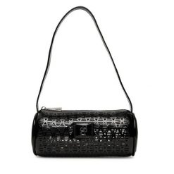 Torebka Badura. Czarne torebki do ręki damskie Badura, bez wzorów, klasyczne, bez dodatków. Za 159.99 zł.