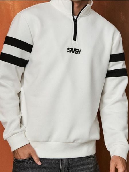 Dresowa bluza ze stójką - kremowy. Białe bluzy męskie Sinsay, l, bez wzorów, z dresówki, bez kaptura. Za 49.99 zł.