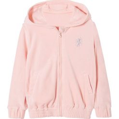 Bluza w kolorze jasnoróżowym. Czerwone bluzy dla niemowląt Vertbaudet Girls, bez wzorów, bez ramiączek, bez kaptura. W wyprzedaży za 45.95 zł.