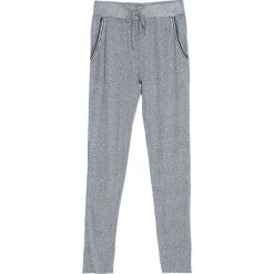 Szare Spodnie Dresowe Tranquility. Szare spodnie dresowe damskie Born2be, z dresówki. Za 24.99 zł.