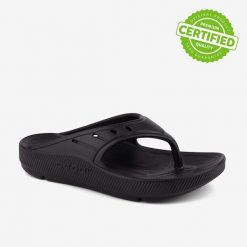 Klapki damskie Coqui Riva na koturnie, czarne. Czarne klapki damskie Coqui, bez wzorów, z materiału, eleganckie, bez obcasa, na koturnie. Za 129.99 zł.