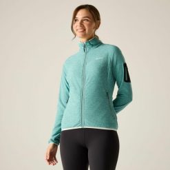 Damska bluza polarowa Rivendell z zamkiem błyskawicznym. Zielone bluzy damskie Regatta, bez wzorów, z polaru, bez kaptura. Za 349.99 zł.