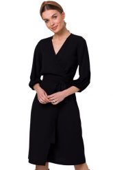 Sukienka elegancka kopertowa z bufiastymi rękawami czarna. Czarne sukienki damskie Sukienki.shop, do pracy, xxl, bez wzorów, biznesowe, bez kołnierzyka, bez ramiączek, kopertowe. W wyprzedaży za 244.00 zł.