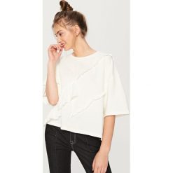 Bluzka z falbanami - Kremowy. Bluzki damskie marki Reserved. Za 119.99 zł.
