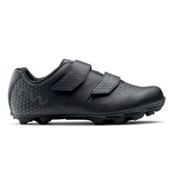 Buty rowerowe NORTHWAVE Spike 3 czarny. Czarne buty sportowe męskie Northwave, bez zapięcia, rowerowe. Za 444.00 zł.