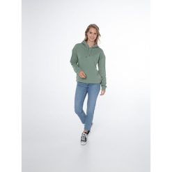 Bluza damska Protest NXGANHA hoody. Zielone bluzy damskie Protest, bez wzorów, bez kaptura. W wyprzedaży za 179.99 zł.