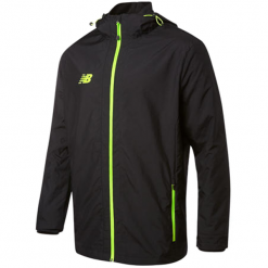 Kurtka treningowa Best Woven Jacket. Kurtki sportowe męskie marki New Balance. W wyprzedaży za 229.99 zł.
