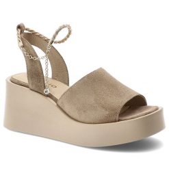 Sandały damskie Chebello, cholewka ze skóry naturalnej typu zamszowego miękka komfortowa wkładka minimalistyczny fason styl elegancki i nowoczesny, b. Brązowe klapki damskie CheBello, bez wzorów, z jeansu, bez obcasa, na koturnie, bez zapięcia. Za 407.20 zł.
