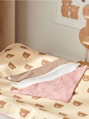 Śliniak 3 pack - różowy. Czerwone śliniaki dla dzieci Sinsay, bez wzorów, z bawełny. Za 15.99 zł.