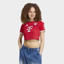 Koszulka podstawowa FC Bayern 26/27 Cropped. Białe t-shirty damskie Adidas, l, bez wzorów, z dzianiny, klasyczne, bez kołnierzyka. Za 369.00 zł.