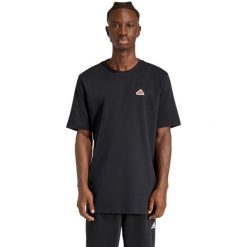 Koszulka męska adidas Color Icon Graphic. Czarne koszulki sportowe męskie Adidas, m, bez wzorów, z bawełny, bez kołnierzyka, bez ramiączek. Za 75.99 zł.