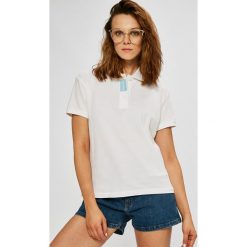 Calvin Klein Jeans - Top. Szare topy damskie Calvin Klein Jeans, z bawełny, z krótkim rękawem. W wyprzedaży za 159.90 zł.
