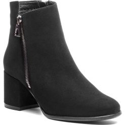 Botki KARINO - 2731/003-F Czarny. Czarne kozaki damskie Karino, ze skóry, bez obcasa, na obcasie. W wyprzedaży za 249.00 zł.