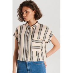 Koszula z kieszenią - Kremowy. Koszule damskie Cropp. Za 59.99 zł.