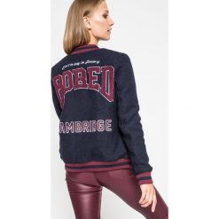 Review - Kurtka bomber. Kurtki damskie marki Review. W wyprzedaży za 139.90 zł.