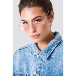 NA-KD Accessories Okulary przeciwsłoneczne z mostkiem - Pink. Różowe okulary przeciwsłoneczne damskie NA-KD Accessories. Za 52.95 zł.