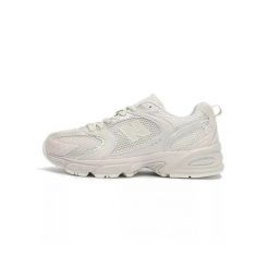 Buty New Balance 530 Beżowe. Brązowe obuwie sportowe damskie New Balance, bez wzorów, z materiału, trekkingowe. Za 517.70 zł.