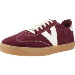 Buty VICTORIA 1126218V Bordeaux. Czerwone trekkingi damskie VICTORIA, trekkingowe. Za 295.99 zł.