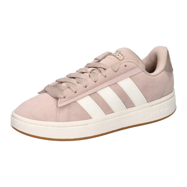 Buty ADIDAS GRAND COURT ALPHA 0 Nago. Brązowe obuwie sportowe damskie Adidas, bez wzorów, ze skóry, trekkingowe. Za 383.00 zł.