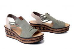 RIEKER 68175-52 green, sandały damskie. Zielone sandały damskie Rieker, bez wzorów, bez obcasa, bez zapięcia. Za 255.92 zł.