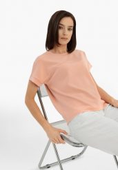 Luźna bluzka z modalu TM-FINA. Pomarańczowe t-shirty damskie Volcano, l, bez wzorów, z elastanu, klasyczne, bez kołnierzyka. Za 79.99 zł.